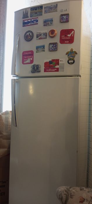 Холодильник  LG.