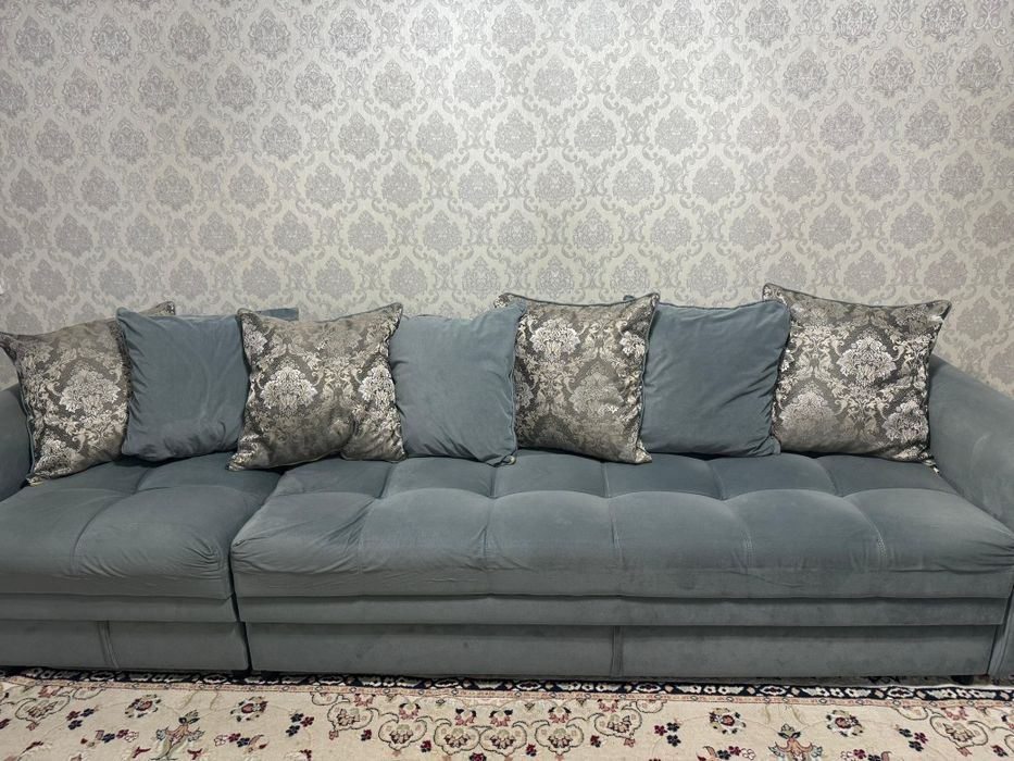 Продам диван в хорошем состоянии