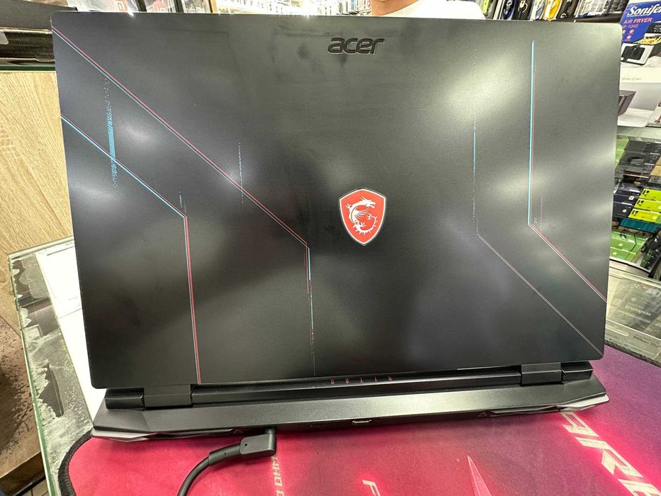 Acer Nitro 5 17.3" i5-12500h/ddr5-8gb/ssd-512/RTX-4050-6GB