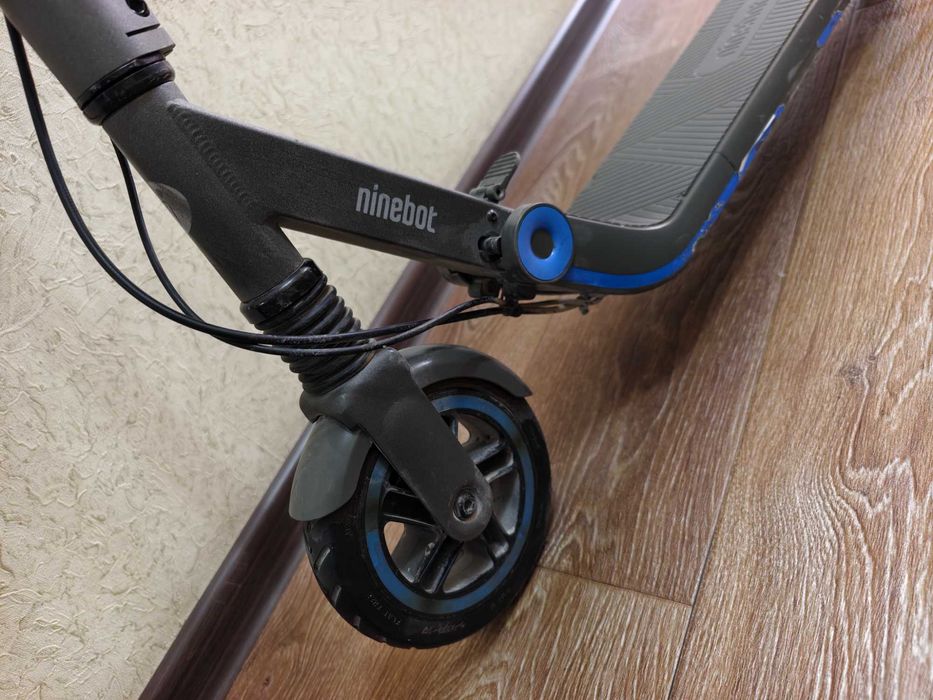 Электросамокат (детский, до 14 лет) Ninebot eKickScooter Zing E10