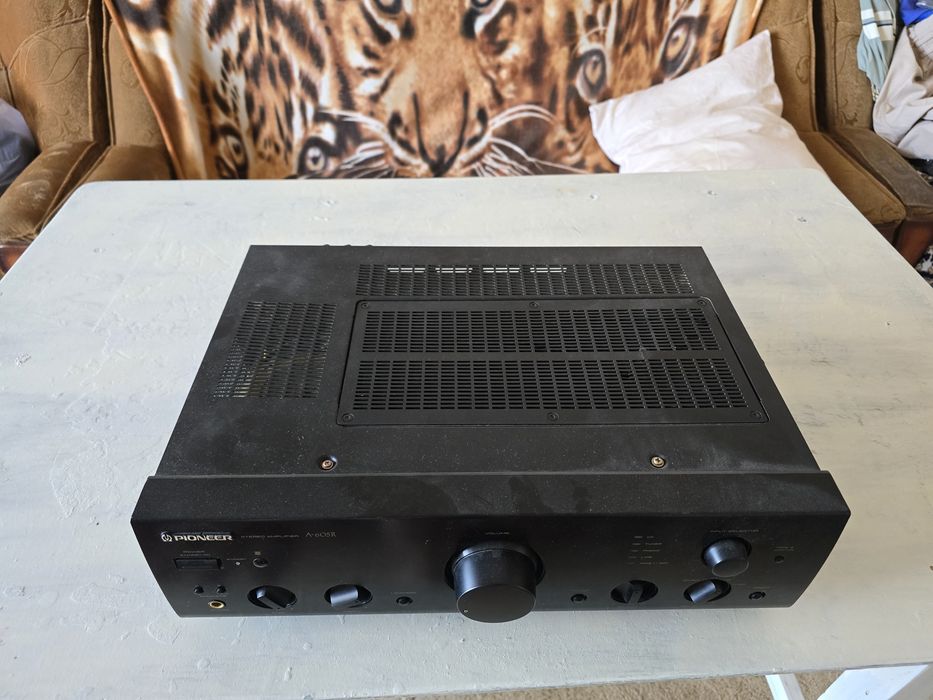 Pioneer A 605 r усилитель