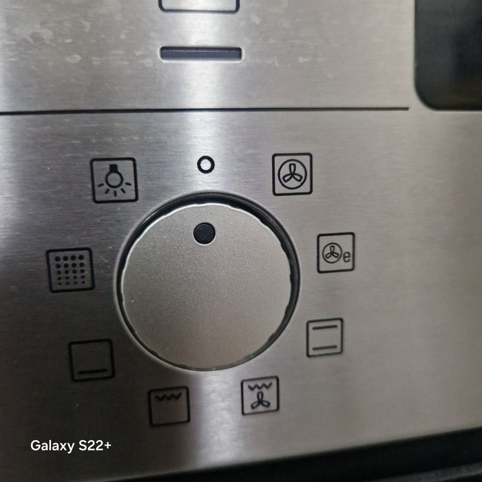 Фурна за вграждане SIEMENS Pyrolyse