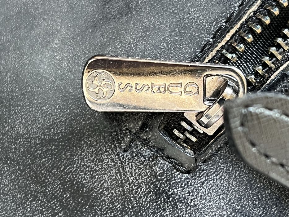 Дамска чанта GUESS