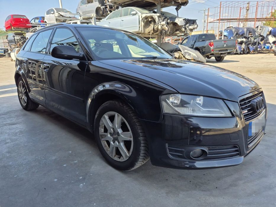 Dezmembram Audi A3 8P, an 2011, 2.0 TDI cd CFF, cutie manuala