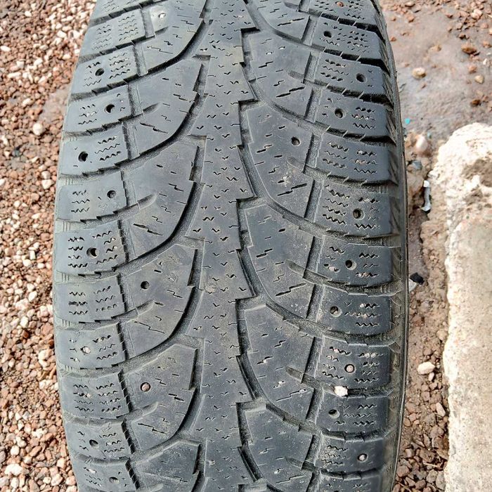 Шины от машины  б/у 255/55R18 109Т