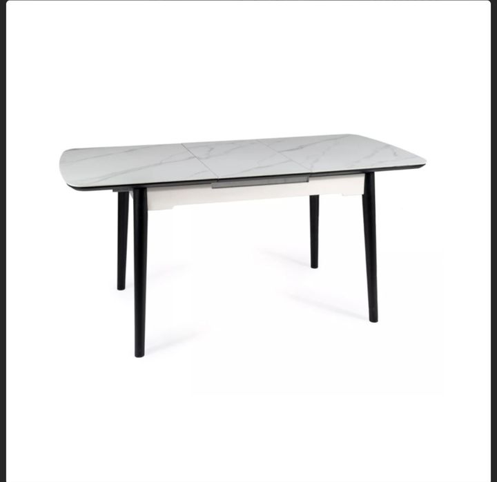 Чисто нова разтегателна трапезна маса