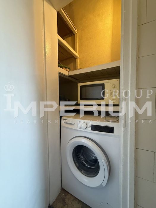 Дава се под наем Тристаен апартамент в Варна, Център - 100 кв.м за 510.51 € - Снимка #11