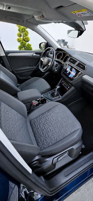 Vw Tiguan 2.0 Tdi 150 C.P Distribuție NOUĂ,  DSG , Cameră , Km  REALi Fără daune!  !