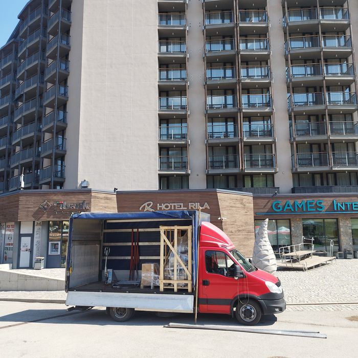 Транспорт с бус до 3.5т. С падащ борд // 8 палетен