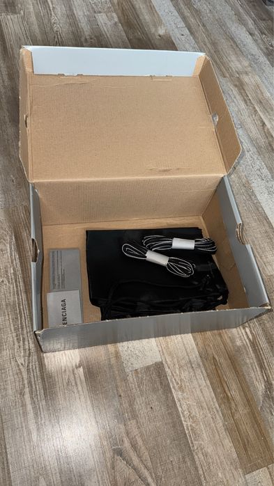 Balenciaga track black