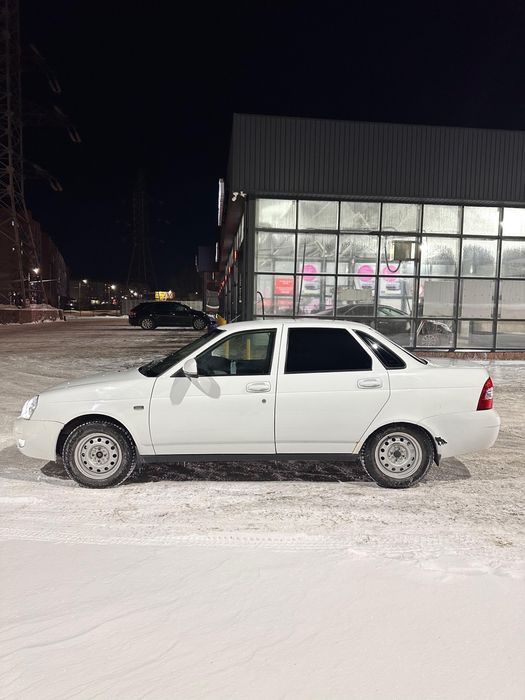 Продам приору 2013 года