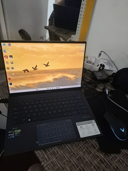 ASUS Zenbook 14X OLED, i9, 32 GB, 1Tb