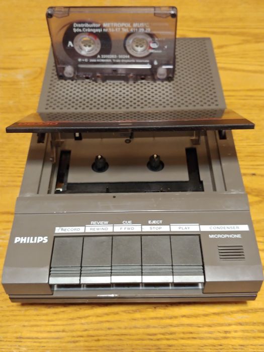 casetofon PHILIPS N2235 sau deck GRUNDIG 222