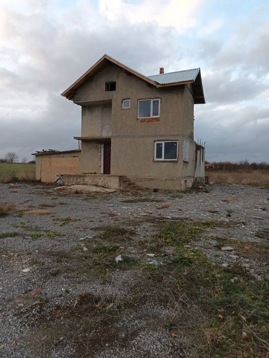 Продава се Къща в Дулово - 210 кв.м за 217 €/кв.м - Снимка #1