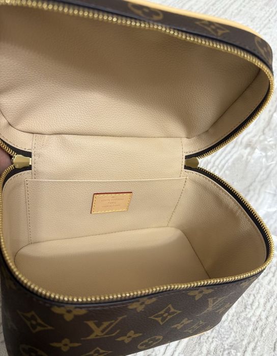Косметичка Louis Vuitton Nice medium