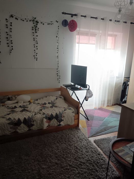 4 CAMERE | 78 MP | 2 Băi | Parcare |  Confectii
