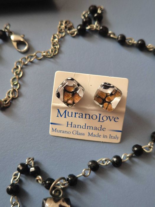 Raritate! Set de bijuterii artizanale realizate din sticlă de Murano