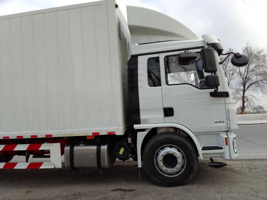Грузовой автомобиль SHACMAN L3000