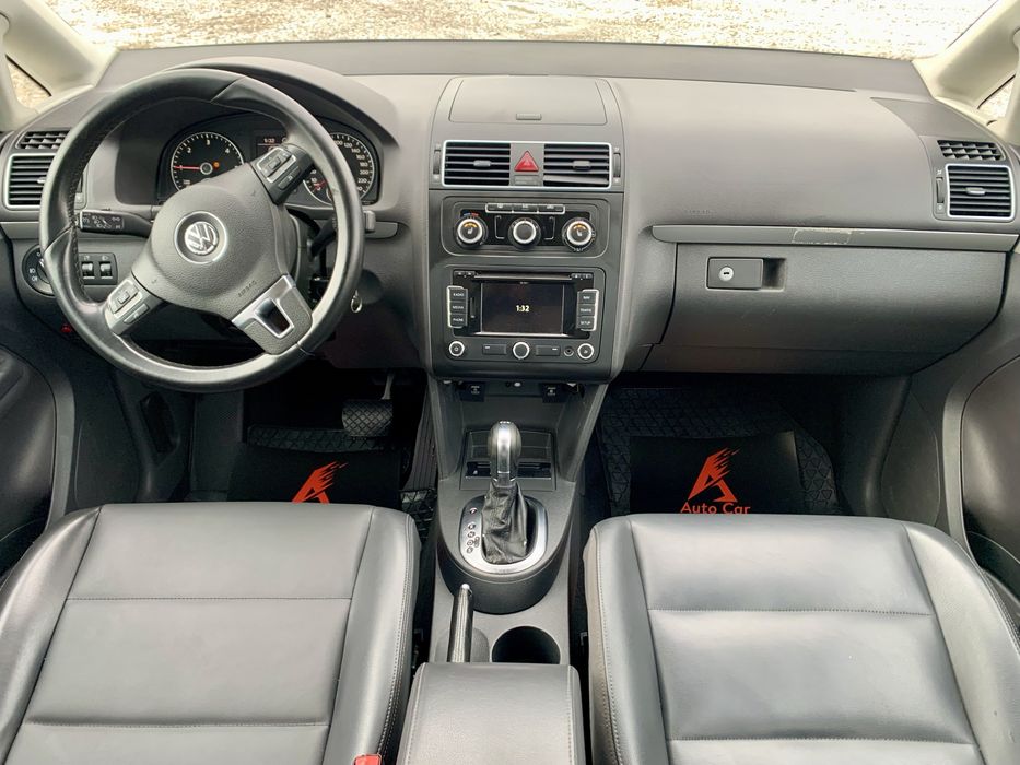 Vw touran dsg 7 locuri 2.0 tdi