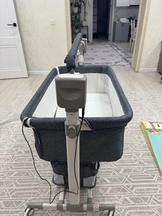 Продам манеж-кровать