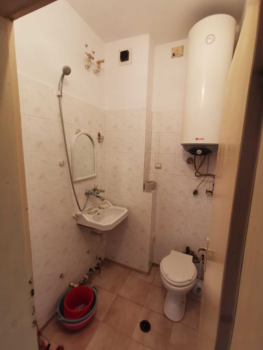 Дава се под наем Двустаен апартамент в Велико Търново, Зона Б - 50 кв.м за 178.5 € - Снимка #2