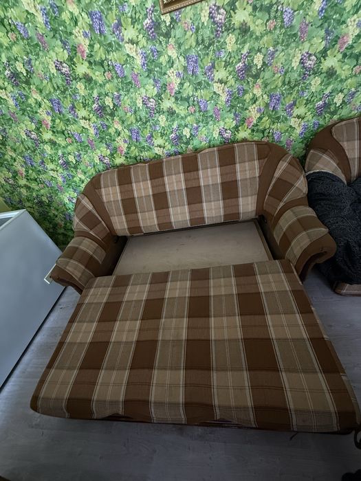 Диван, два кресла