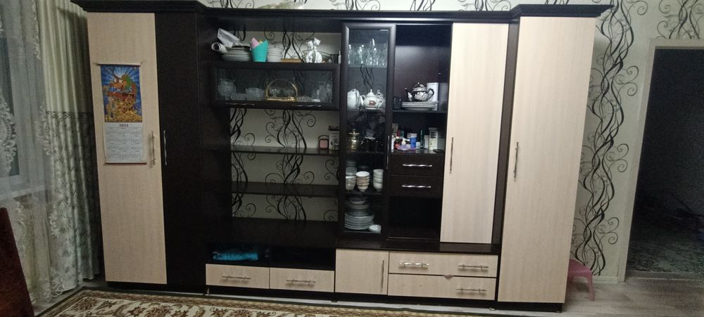 Продаю стенку!!!