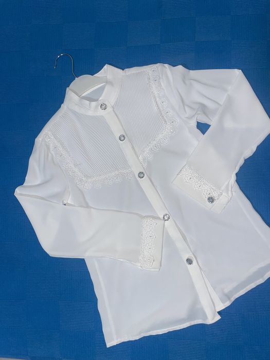 Кизлар мактаб кофтаси