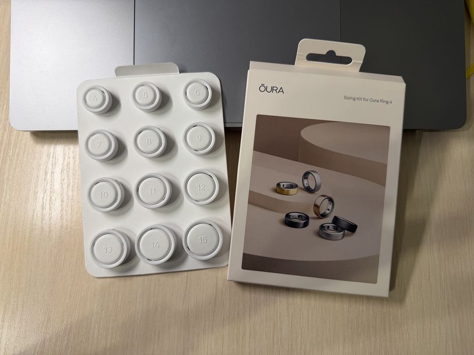 Примерка образцов кольца Oura Ring 4