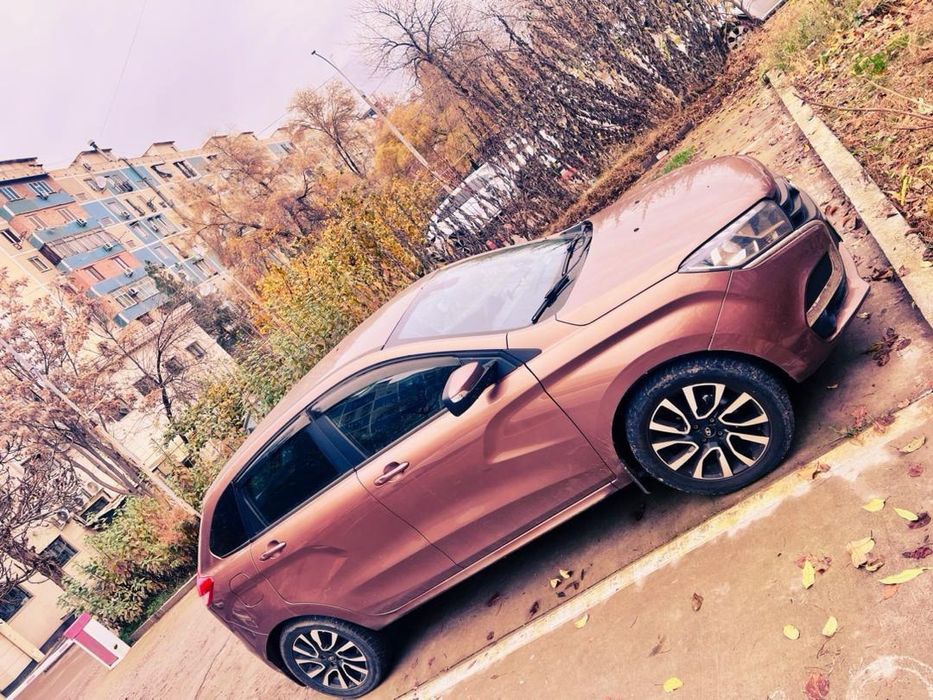 Lada mashinasini laboga almashlimiz