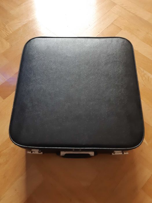 Masina de scris Erika,  noua, in cutie