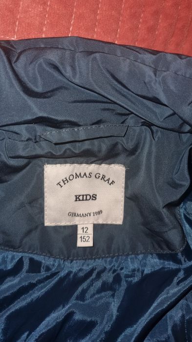 Продаю весеннию куртку на 12 лет