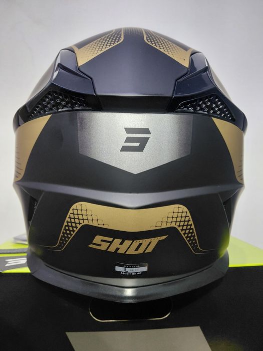 Чисто нова каска Shot pulse edge