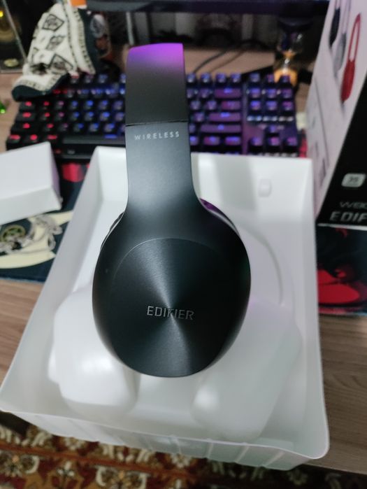 наушники Edifier W800bt