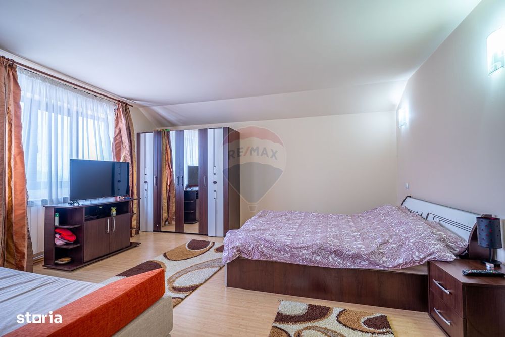 Vila cu 6 camere de vânzare în Predeal