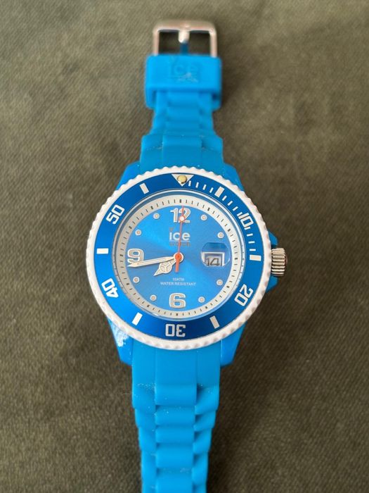 Часовник Ice Watch