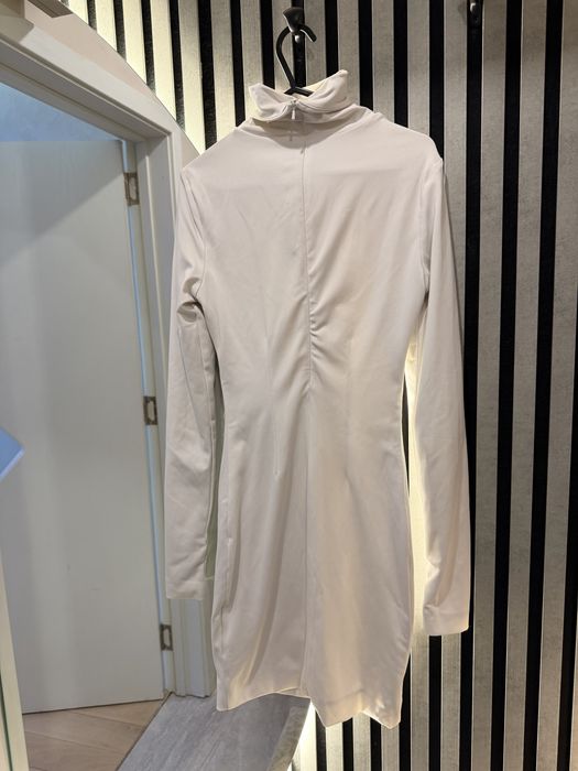 Alessa рокля хс с