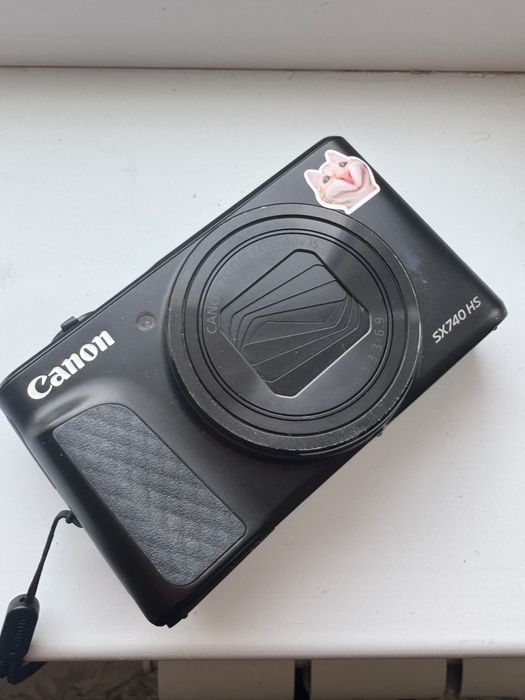 Цифровая камера Canon SX740 HS