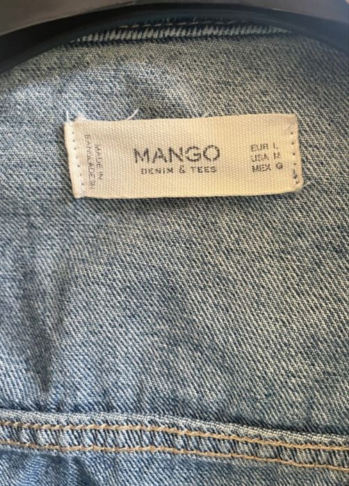 geaca de blugi mango