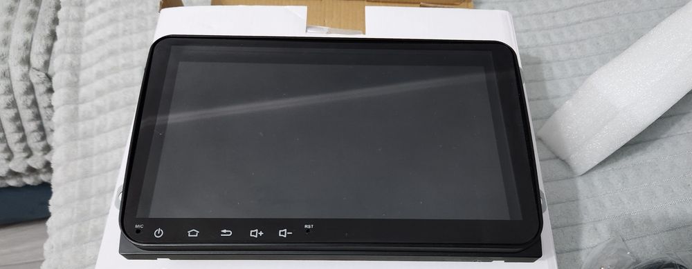 Vând navigatie android skoda vw 9 inch