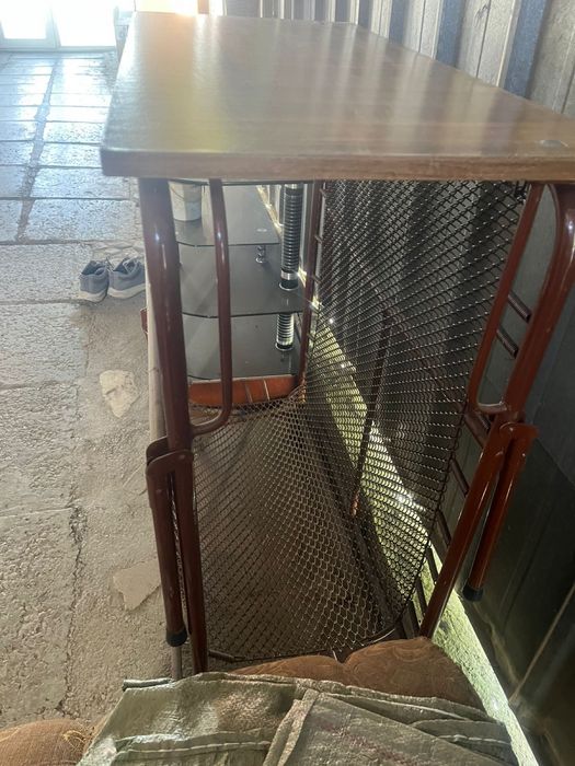 Металическая раскладушка