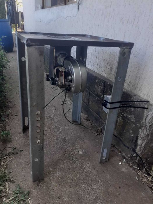 Forja carbuni calire scoabe topoare jante