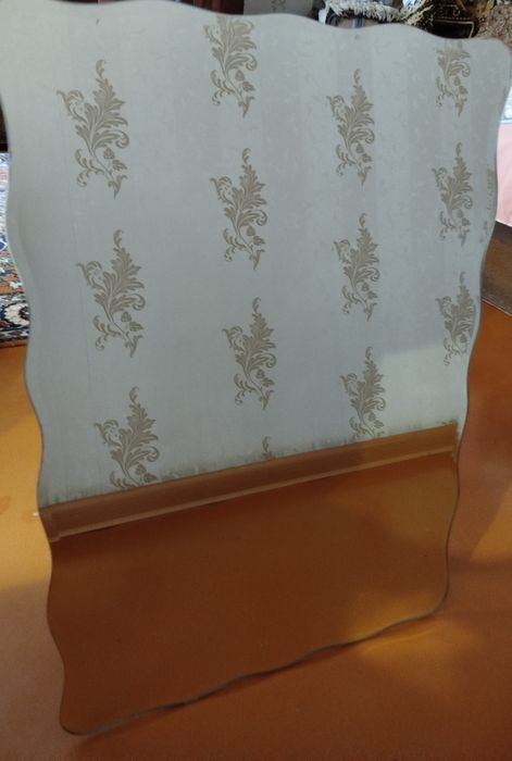 Зеркало настенное