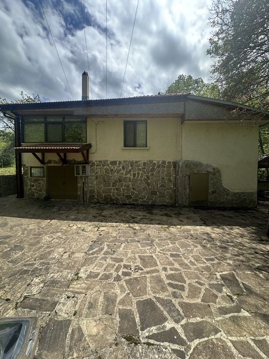 Вила, къща за гости