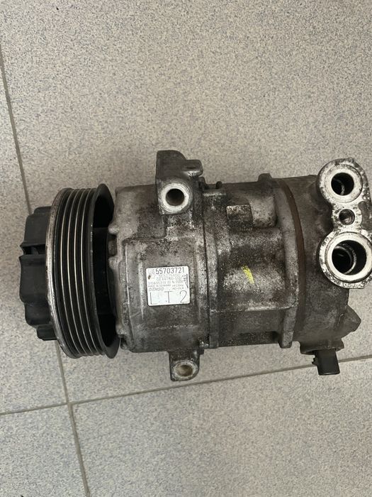 Компресор за климатик 55703721. Подходящ за Опел, Фиат и др
