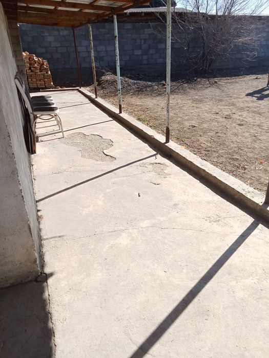 Срочно продается дом с магазином в Отенае