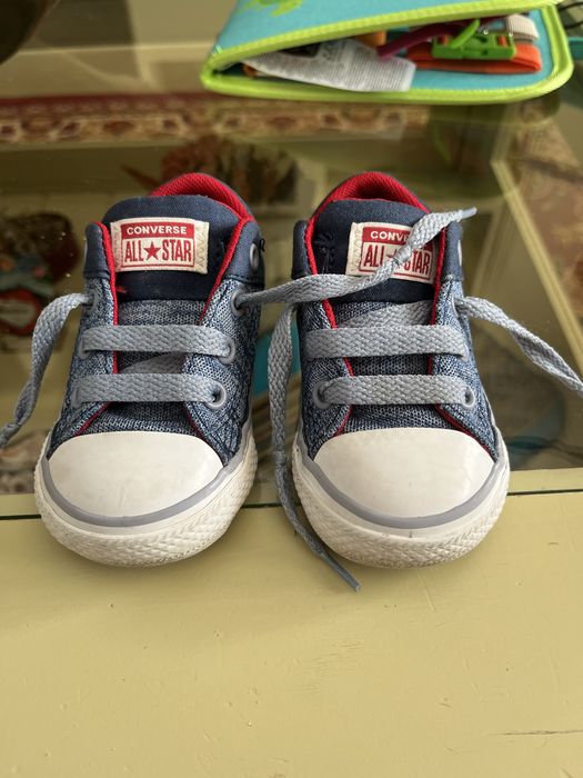 Tenisi Converse All Star bebelusi