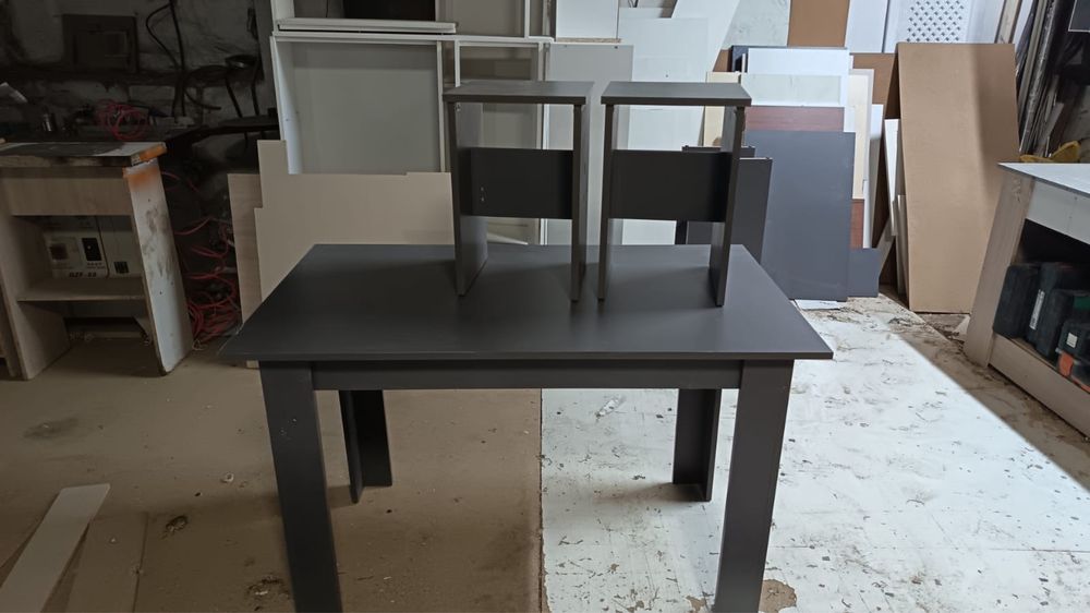 Продам стол Новый