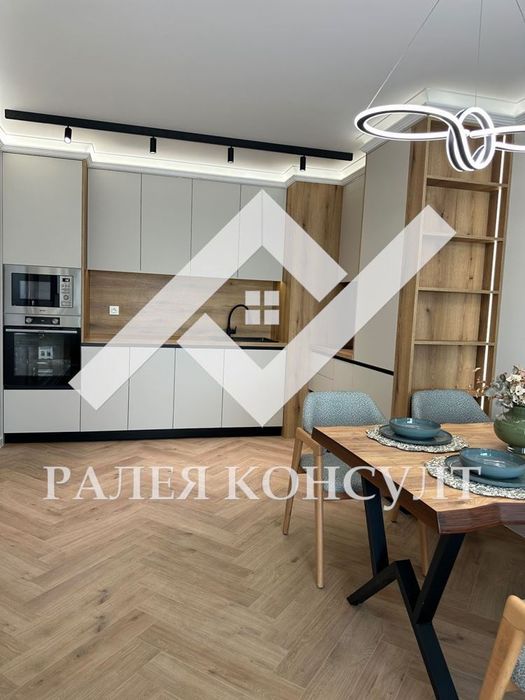 Продава 3-стаен, кв. Каменица 2
