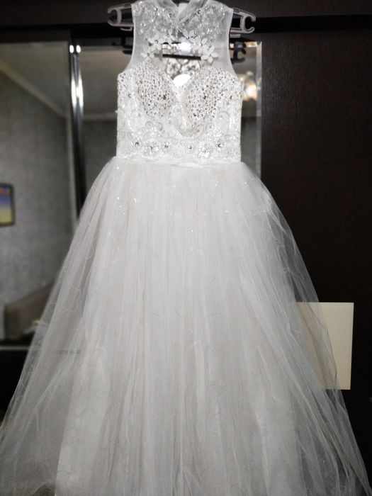 Продам свадебное платье